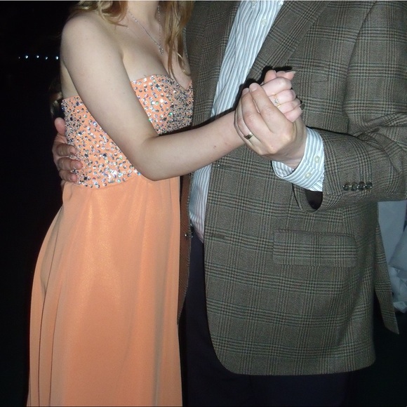 Grad dress - Picture 4 of 5